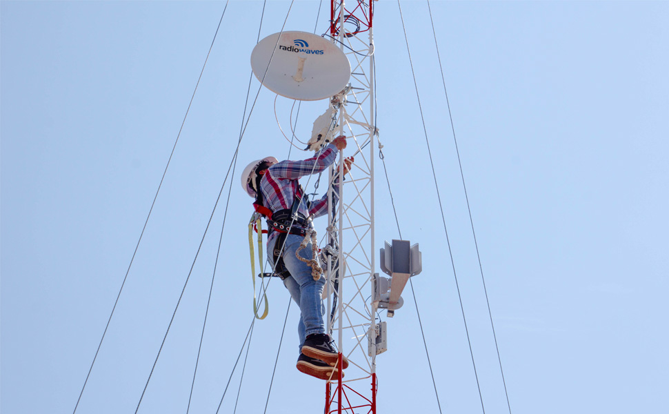 Personal en infraestructura de torres de telecomunicaciones